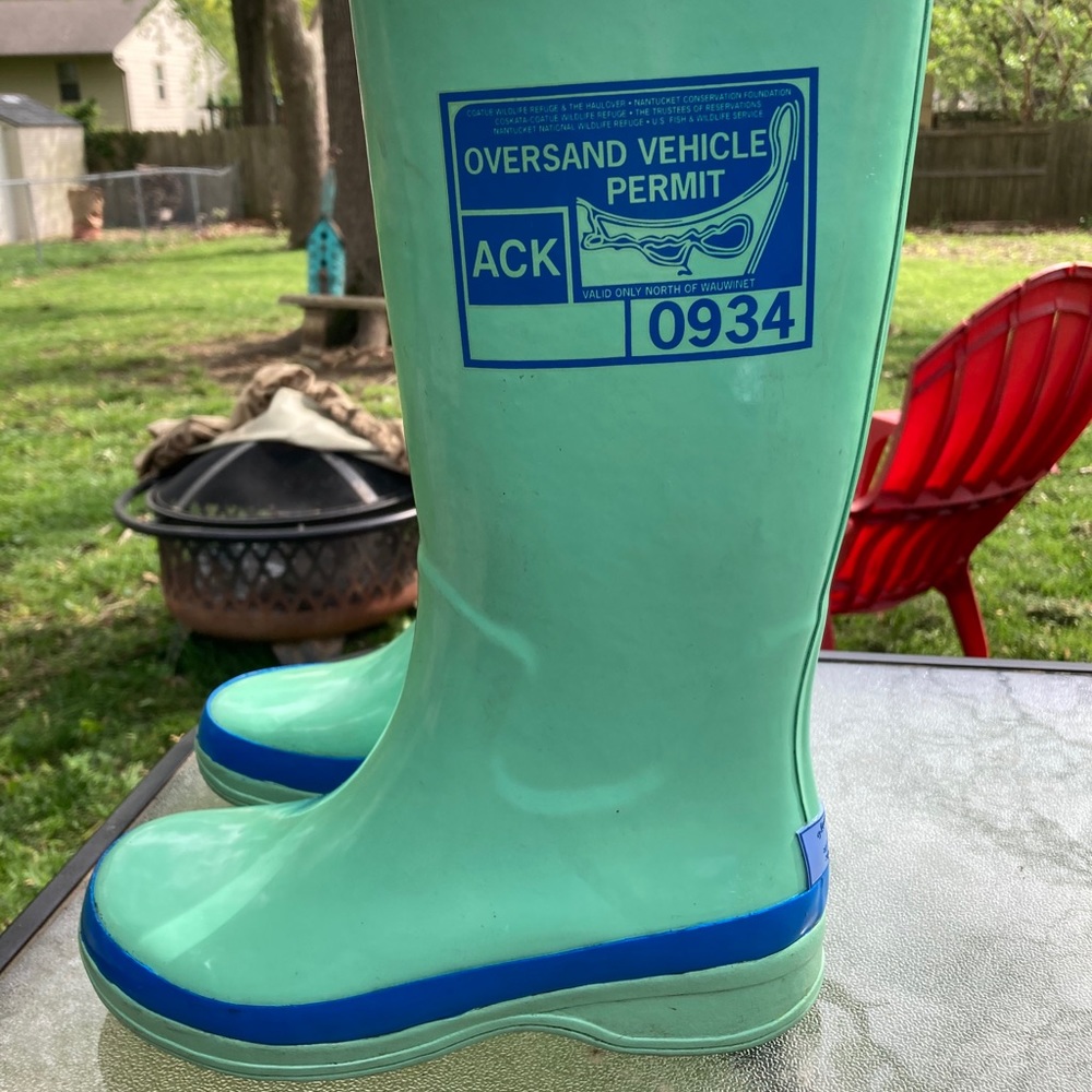 Nantucket rain boots